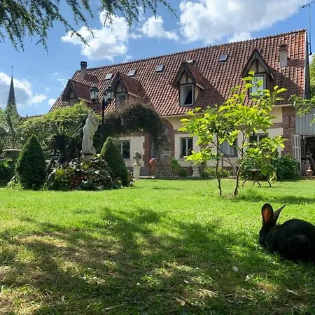 Maison De 2 Avec Piscine Partagee Terrasse Et Wifi A Bracquetuit